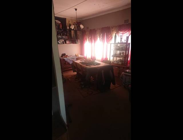 3 BEDROOM HOUSE FOR SALE IN HILLSHAVEN